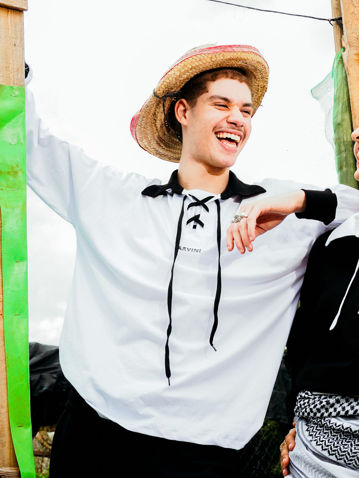 White&black SweatShirt